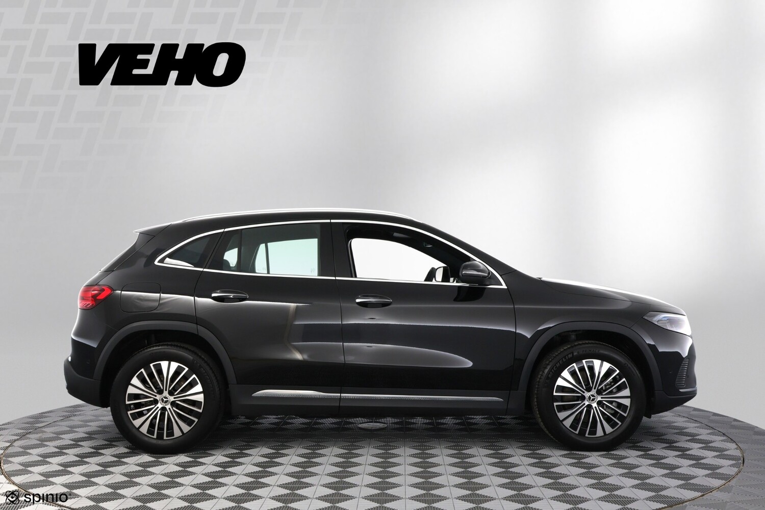 Mercedes-Benz EQA vaihtoauto