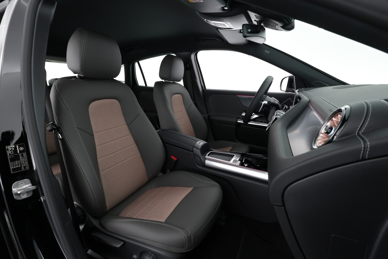 Mercedes-Benz EQA vaihtoauto
