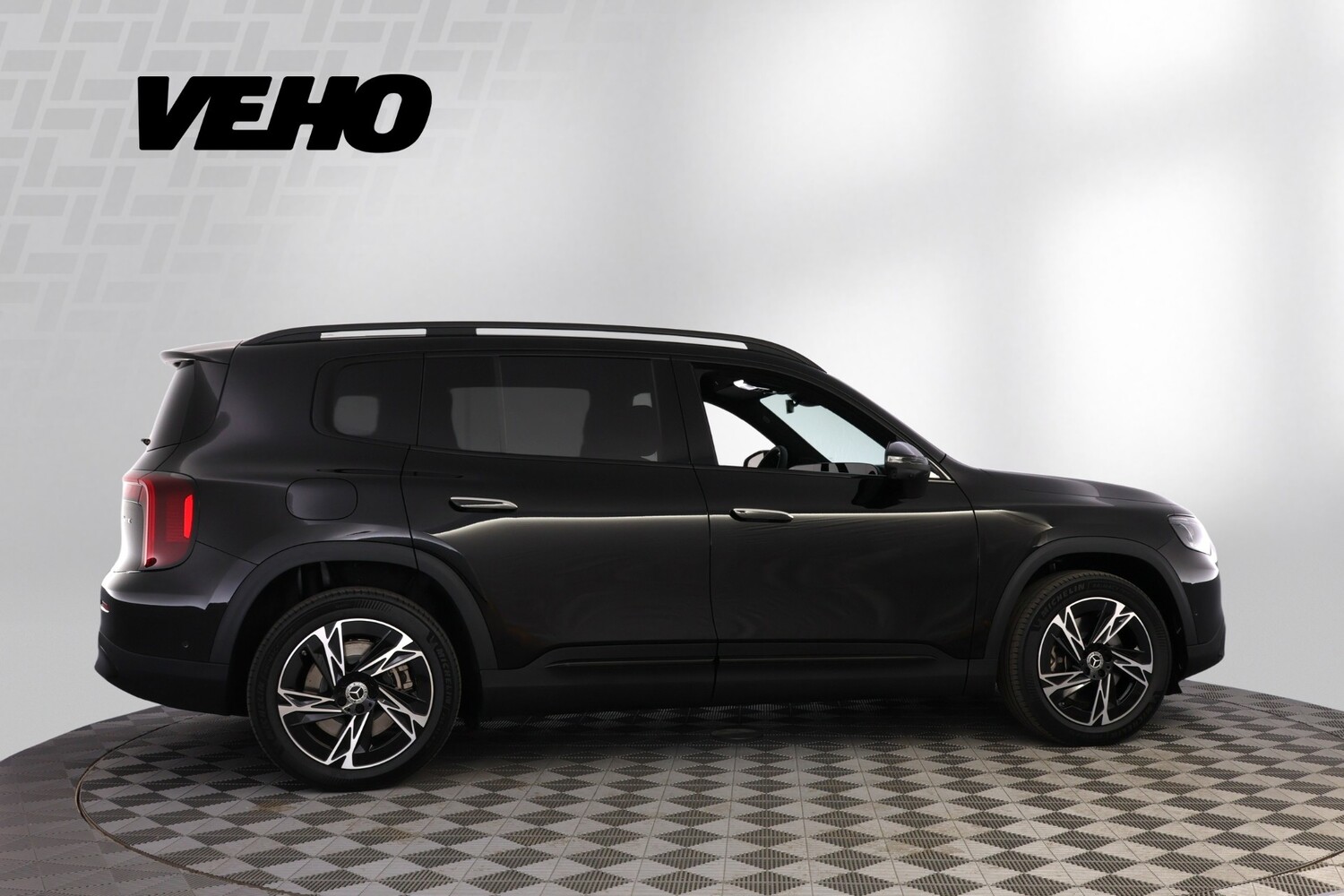 Mercedes-Benz GLB vaihtoauto