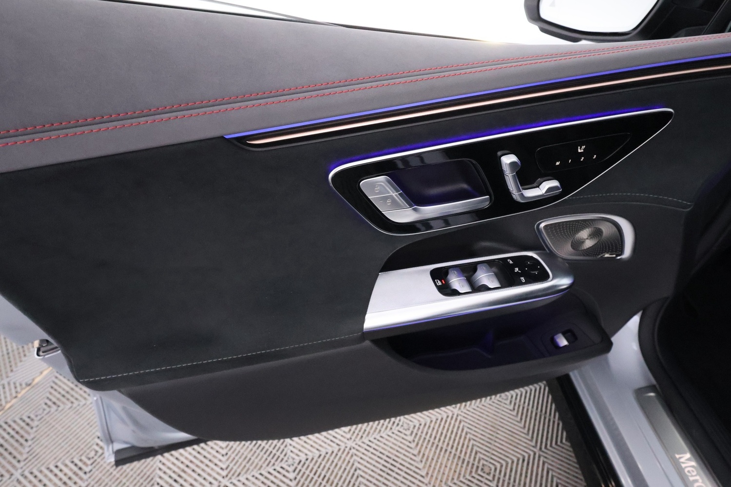 Mercedes-Benz EQE vaihtoauto
