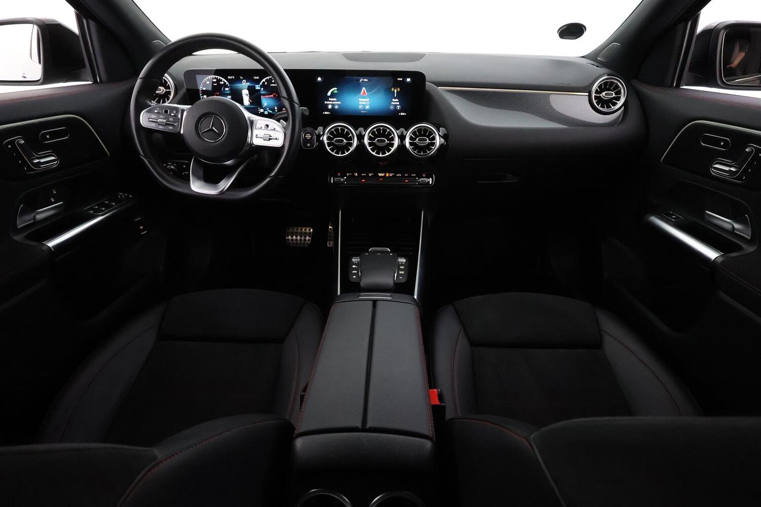 Mercedes-Benz GLA vaihtoauto