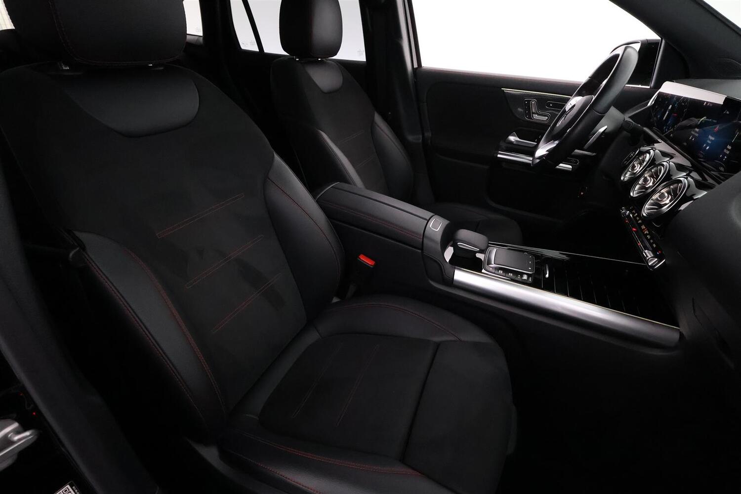 Mercedes-Benz GLA vaihtoauto