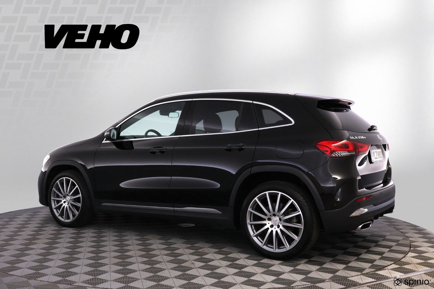 Mercedes-Benz GLA vaihtoauto