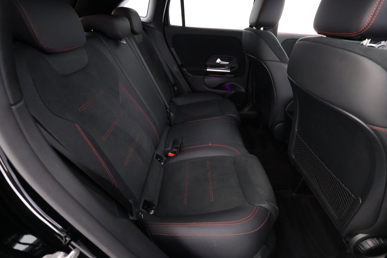 Mercedes-Benz GLA vaihtoauto