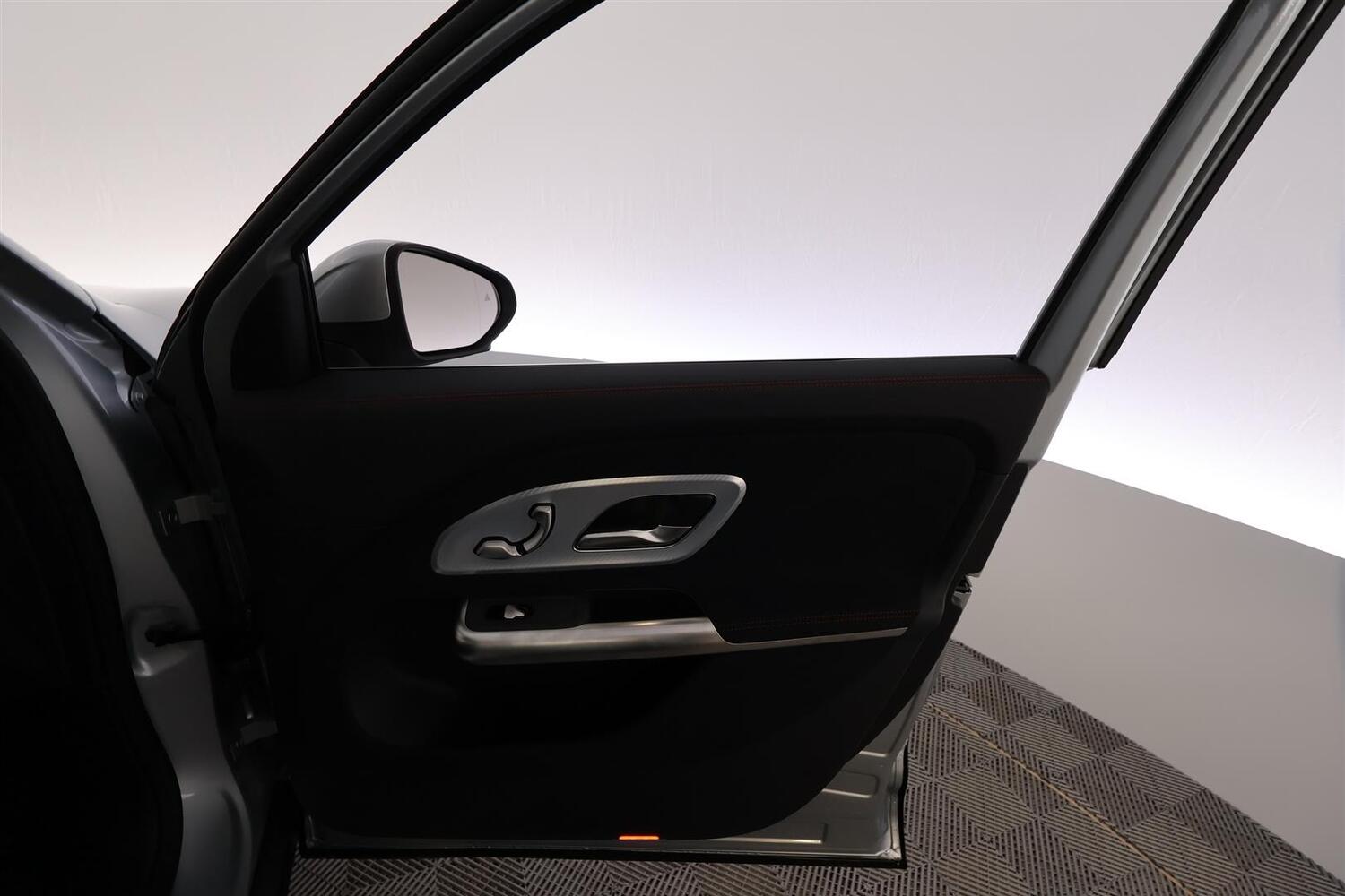Mercedes-Benz GLB vaihtoauto