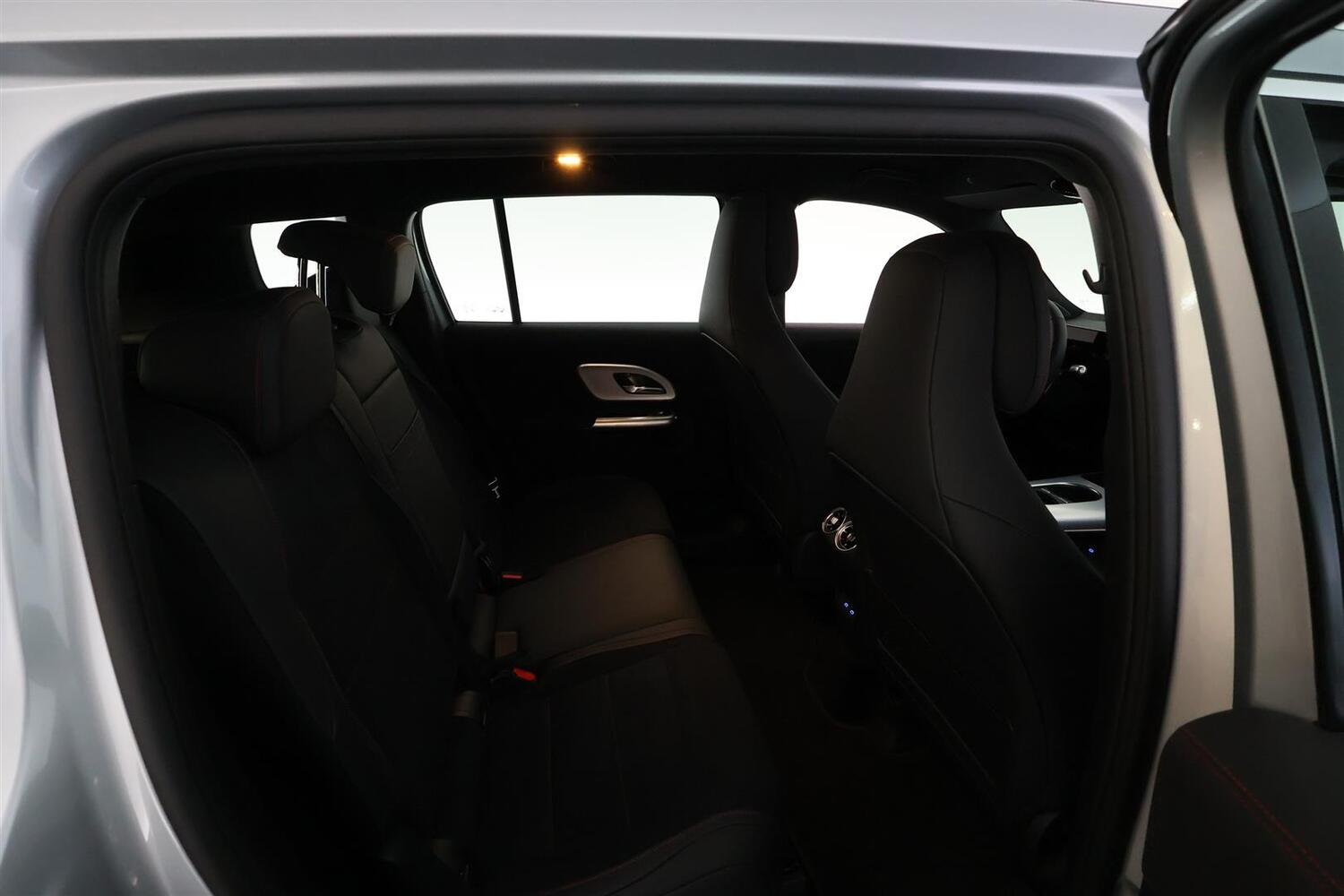 Mercedes-Benz GLB vaihtoauto