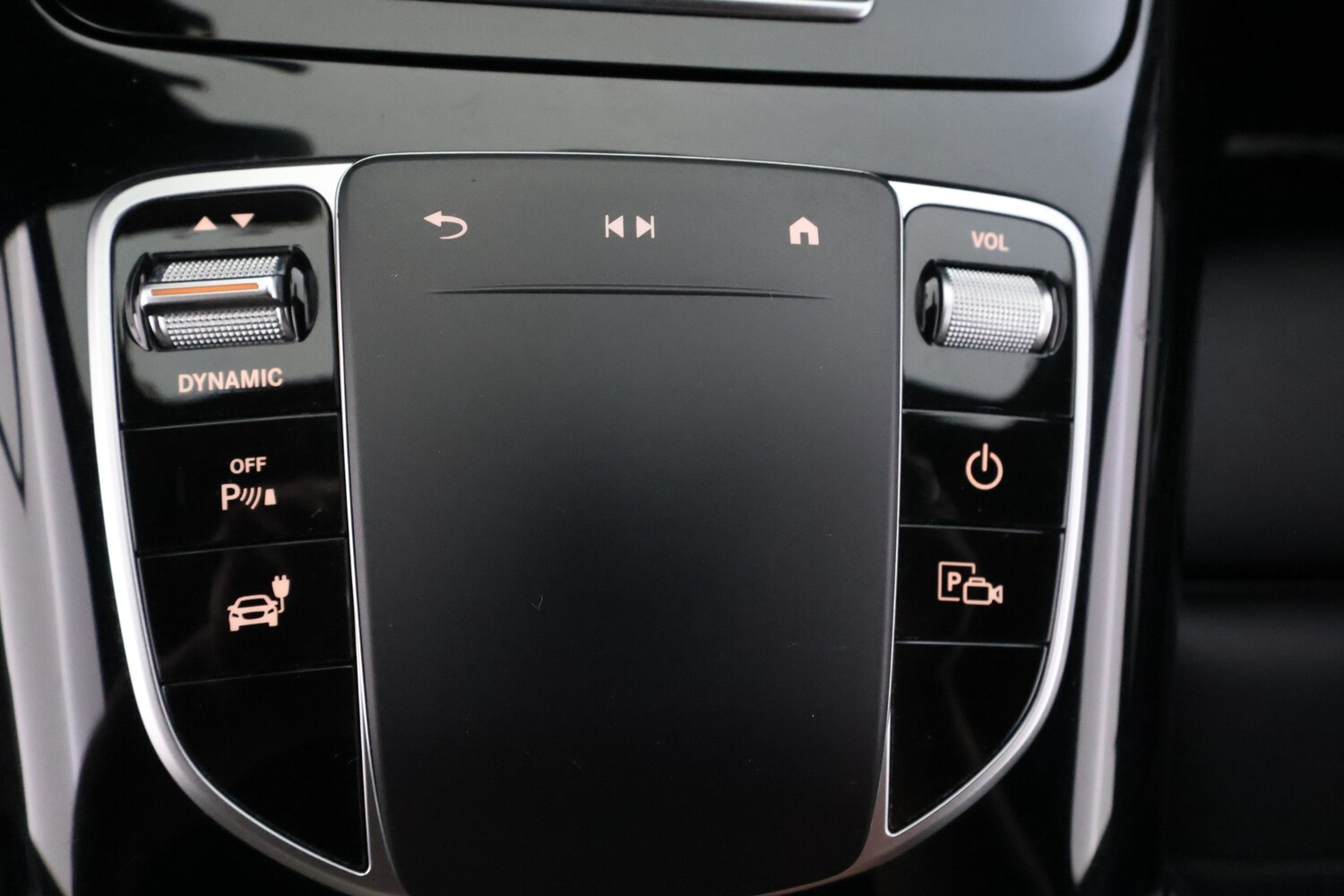 Mercedes-Benz EQC vaihtoauto