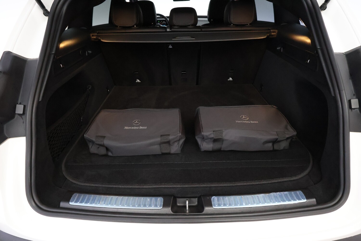 Mercedes-Benz EQC vaihtoauto