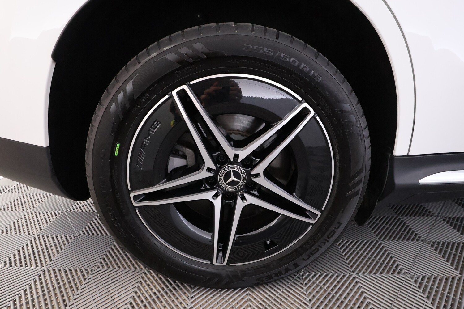Mercedes-Benz EQC vaihtoauto