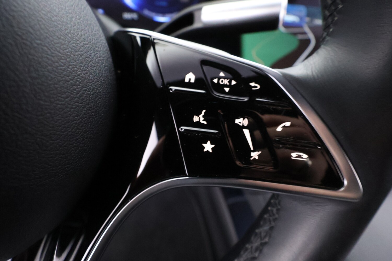 Mercedes-Benz EQS vaihtoauto