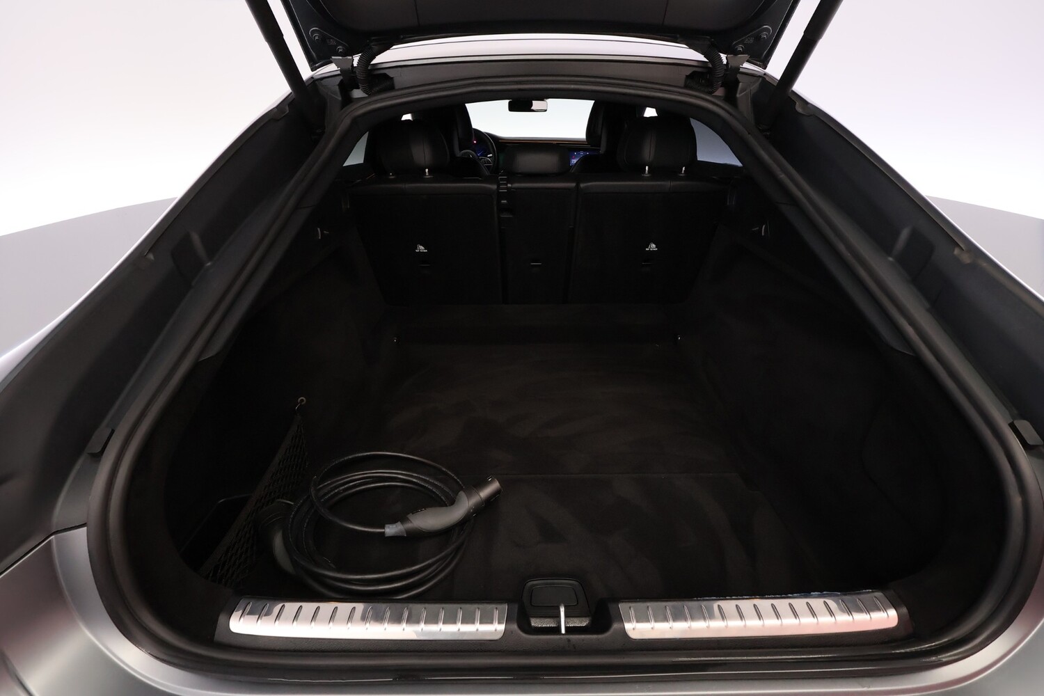 Mercedes-Benz EQS vaihtoauto