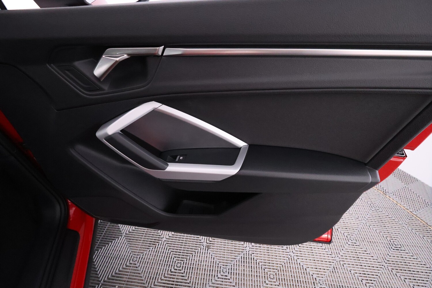 Audi Q3 vaihtoauto