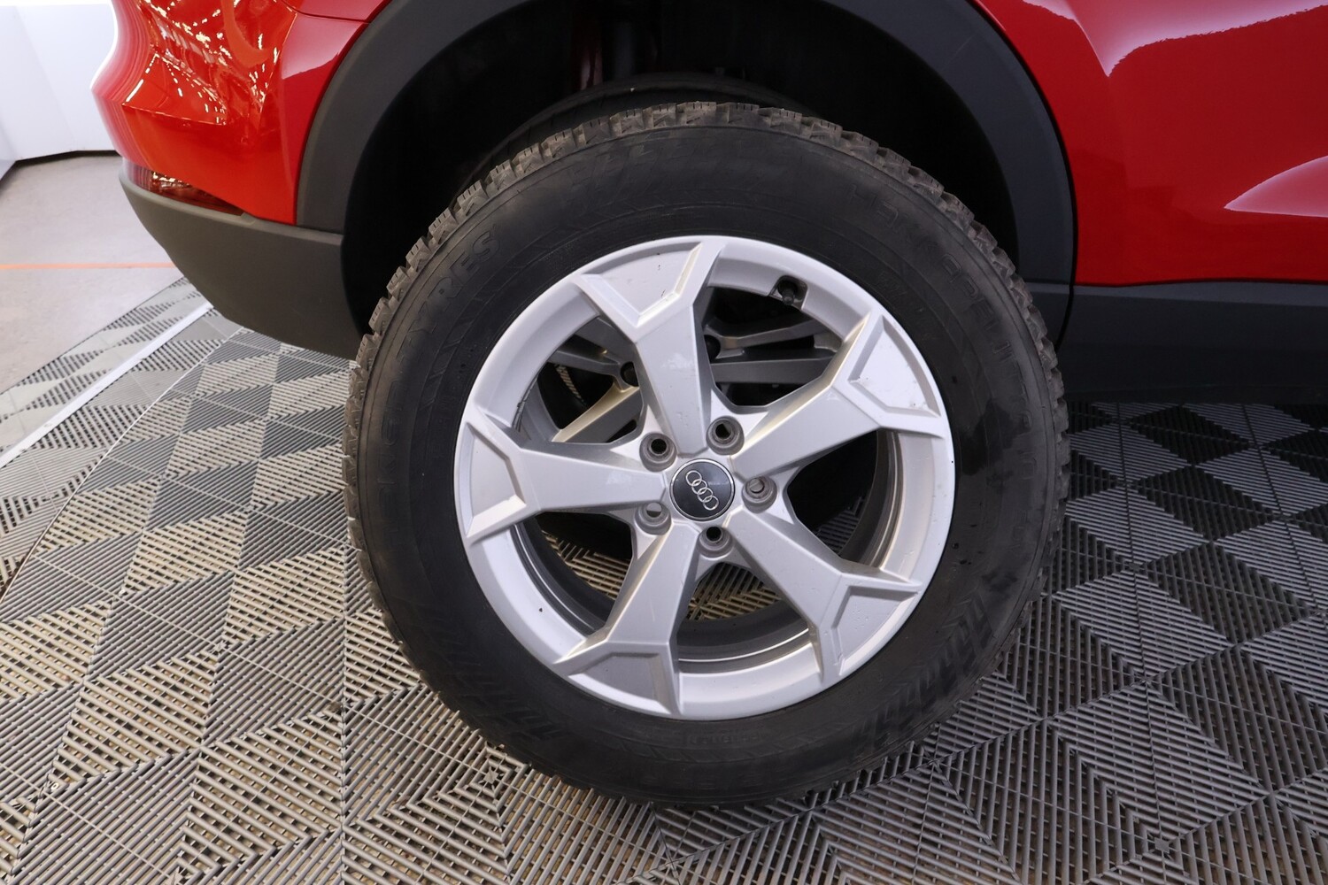 Audi Q3 vaihtoauto