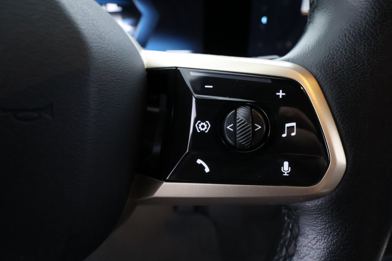 BMW iX M60 vaihtoauto