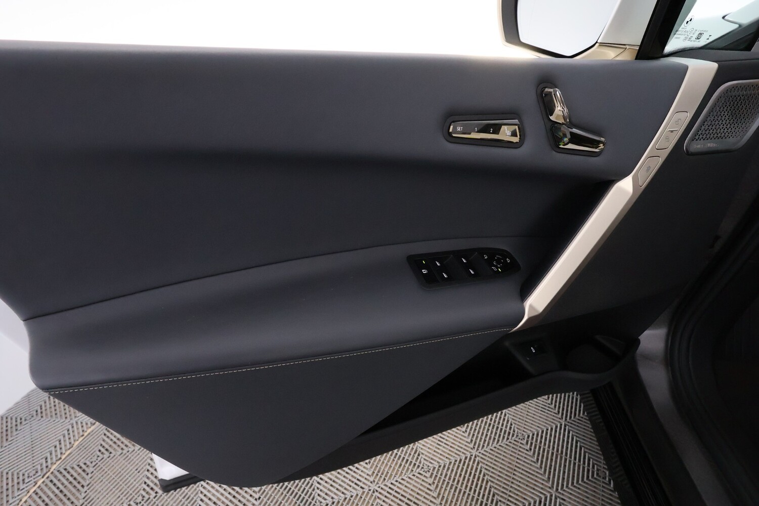BMW iX M60 vaihtoauto