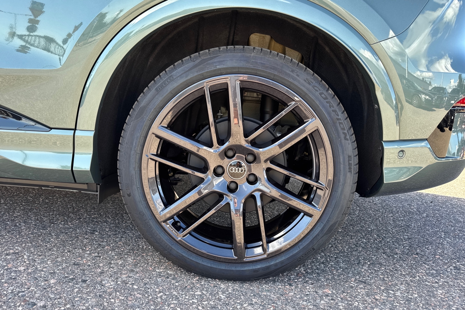Audi Q4 e-tron vaihtoauto