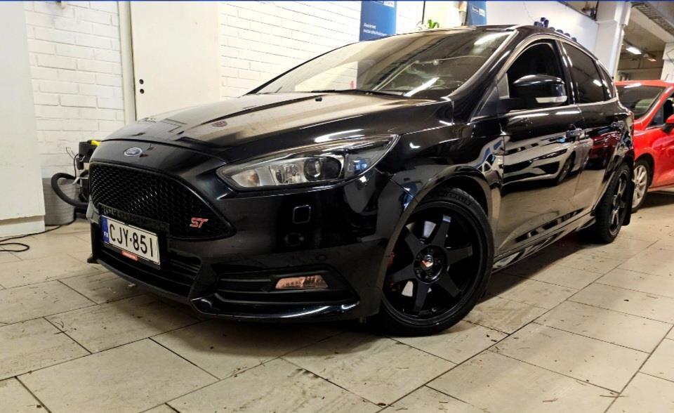 Ford Focus vaihtoauto