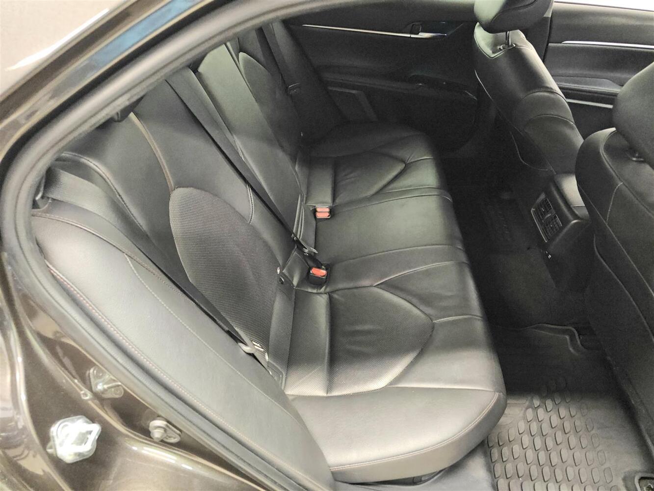 Toyota Camry vaihtoauto
