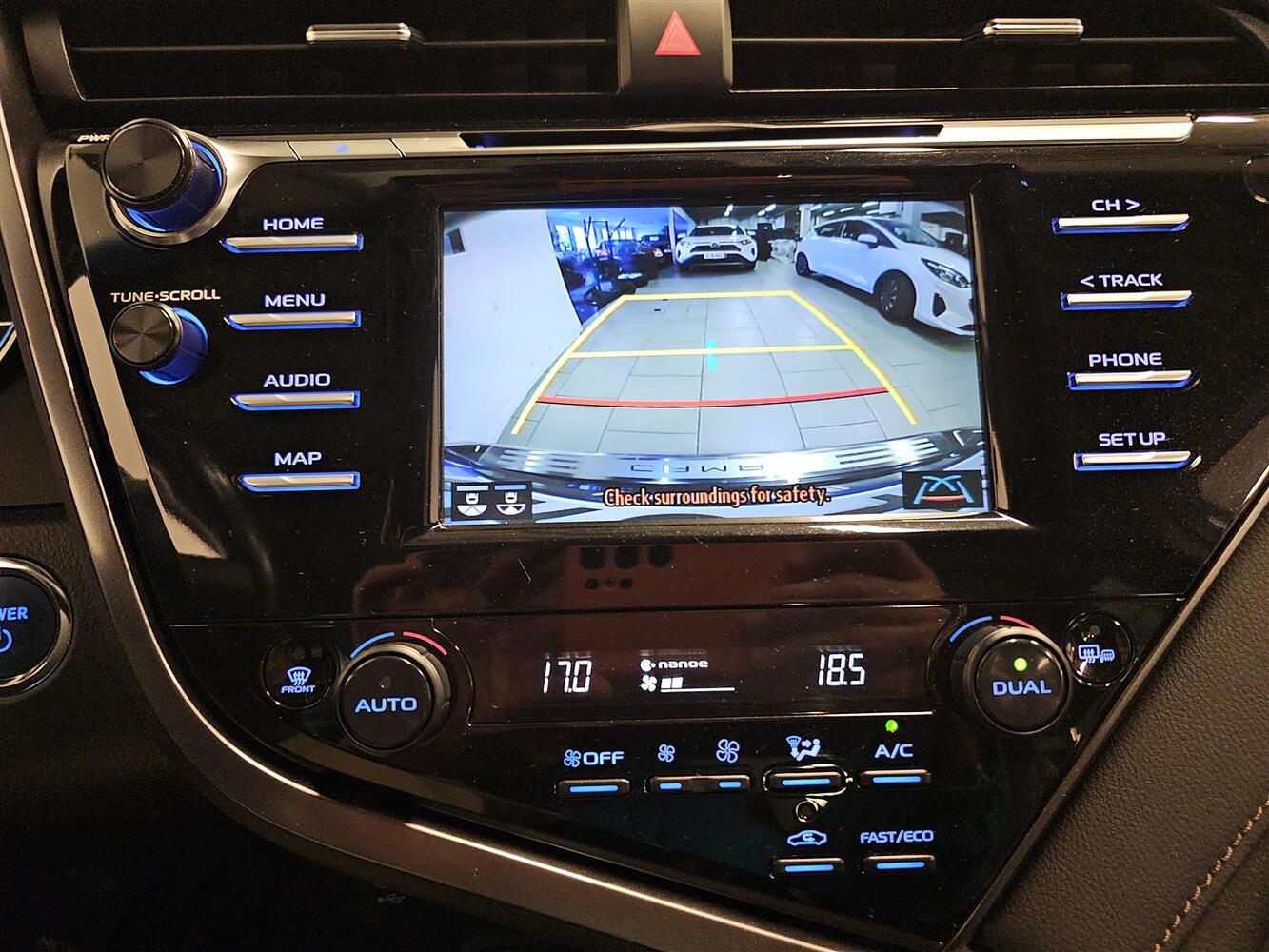 Toyota Camry vaihtoauto