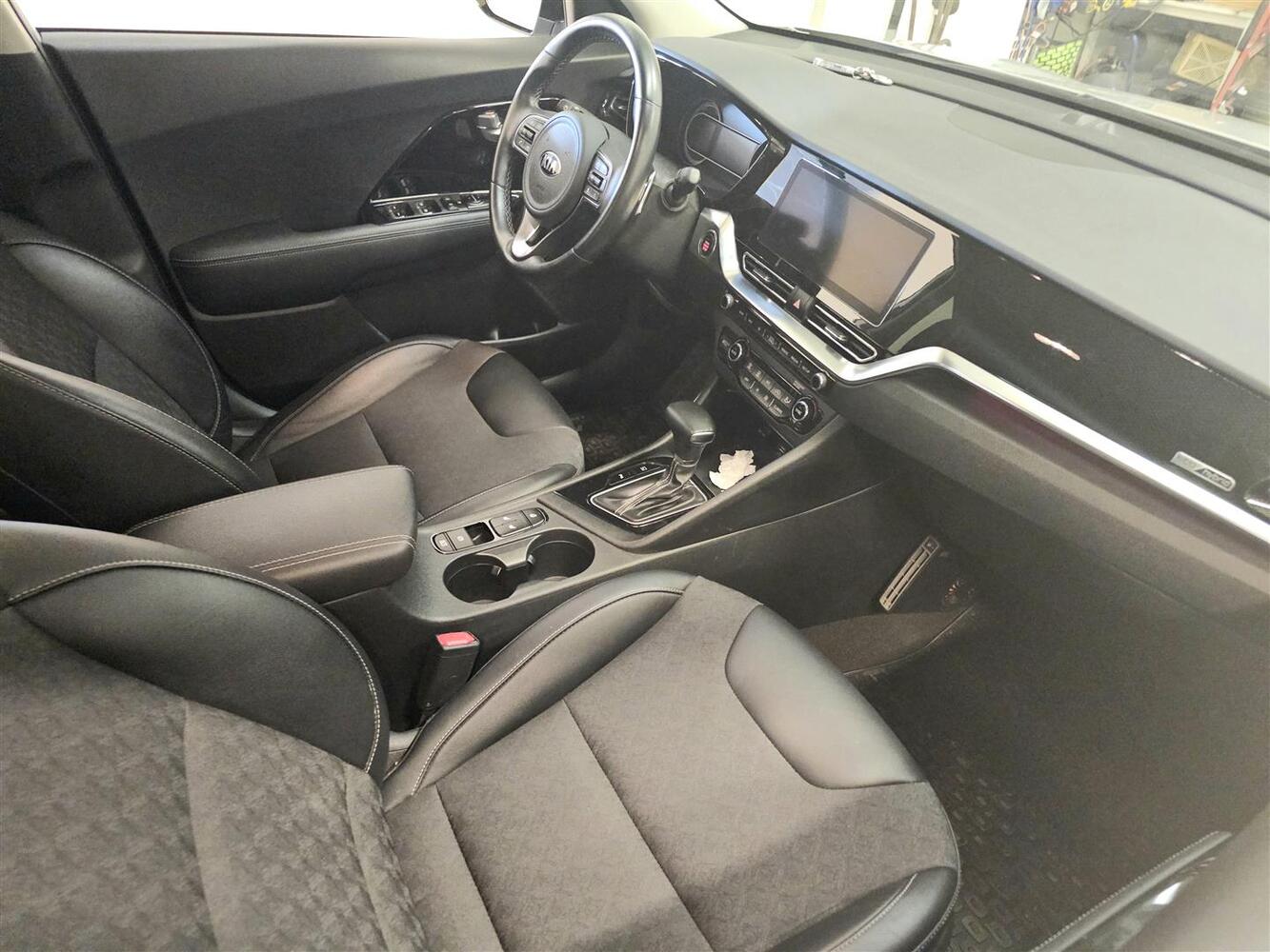 Kia Niro vaihtoauto