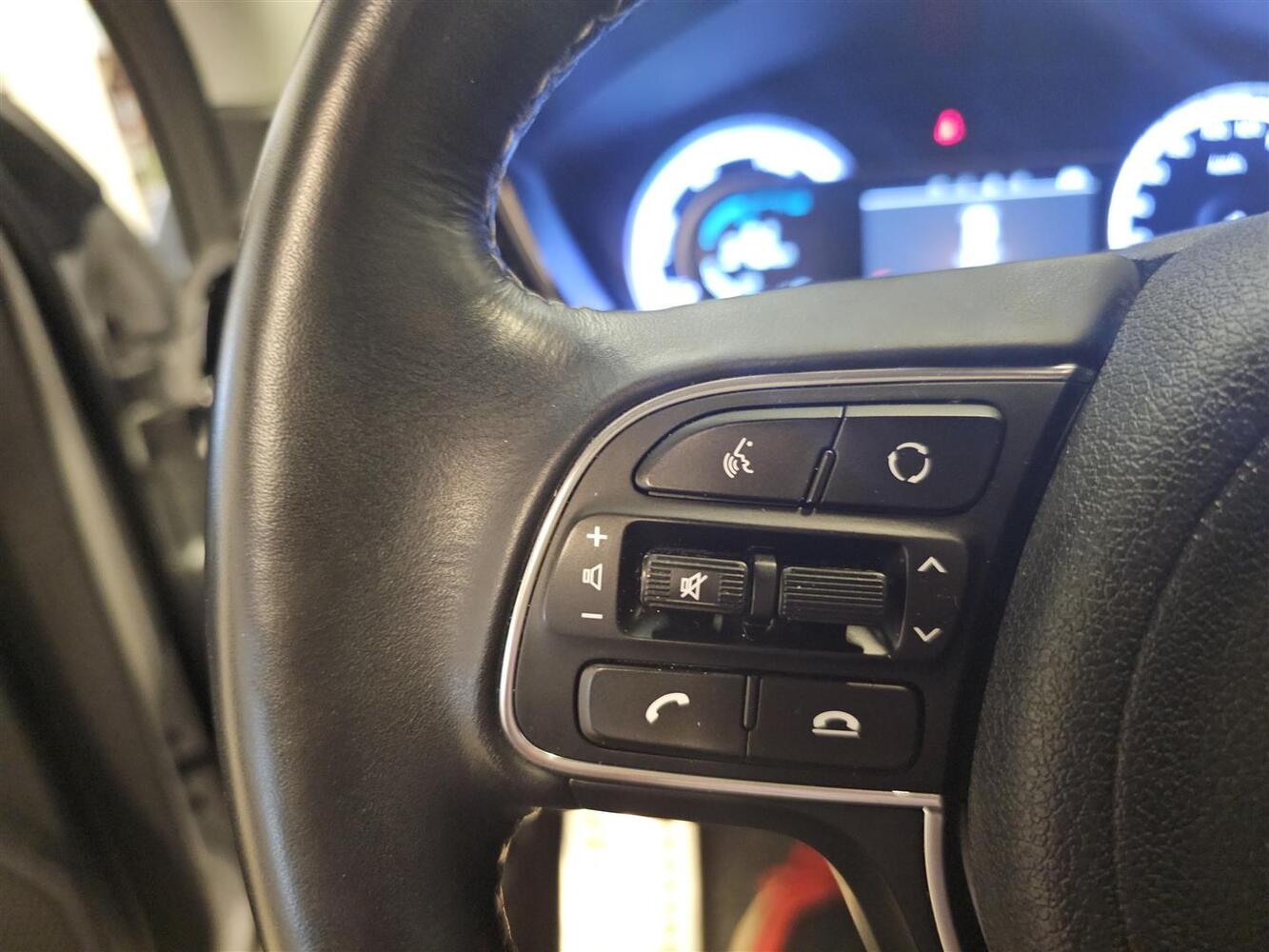 Kia Niro vaihtoauto