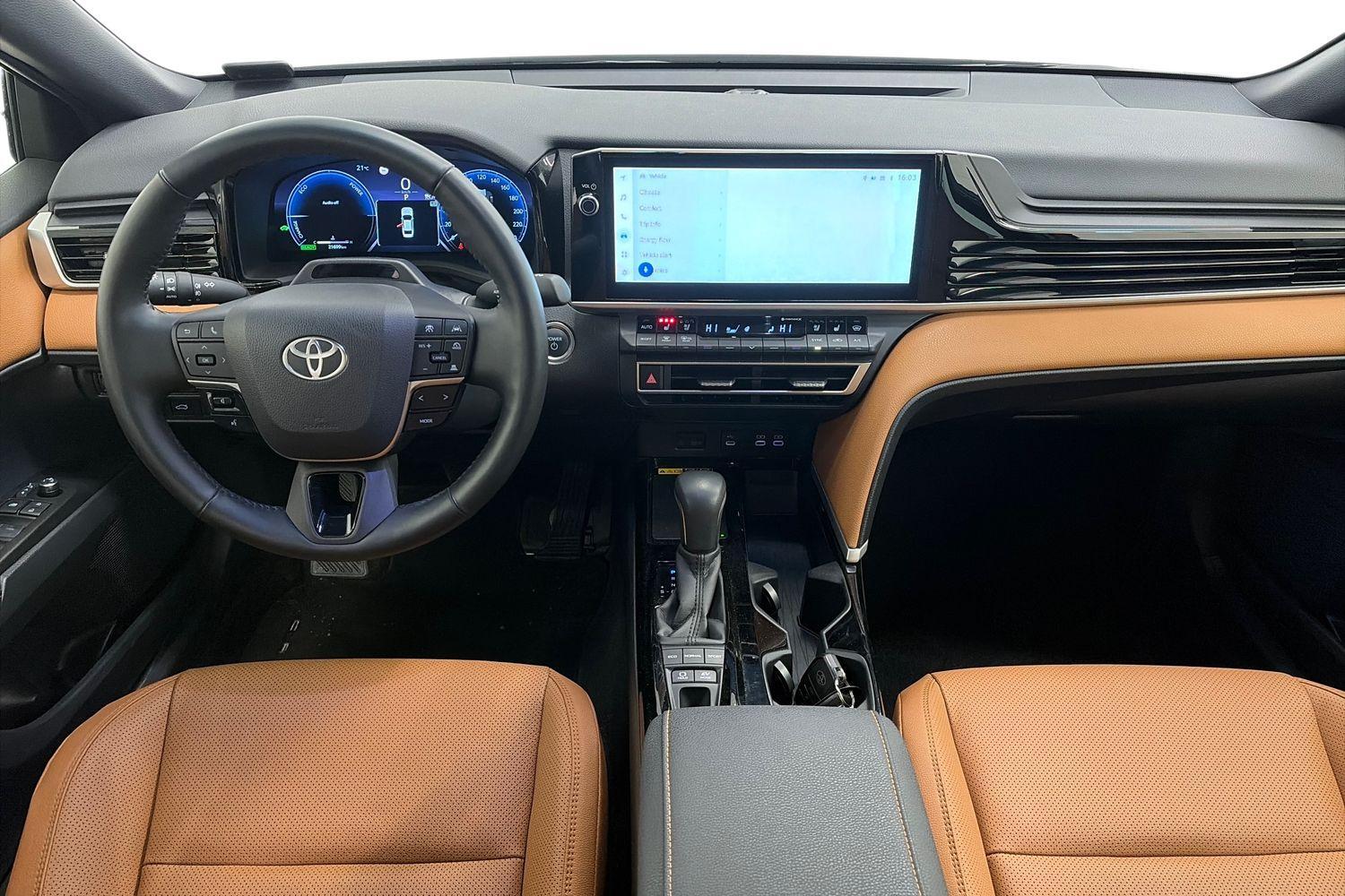 Toyota Camry vaihtoauto