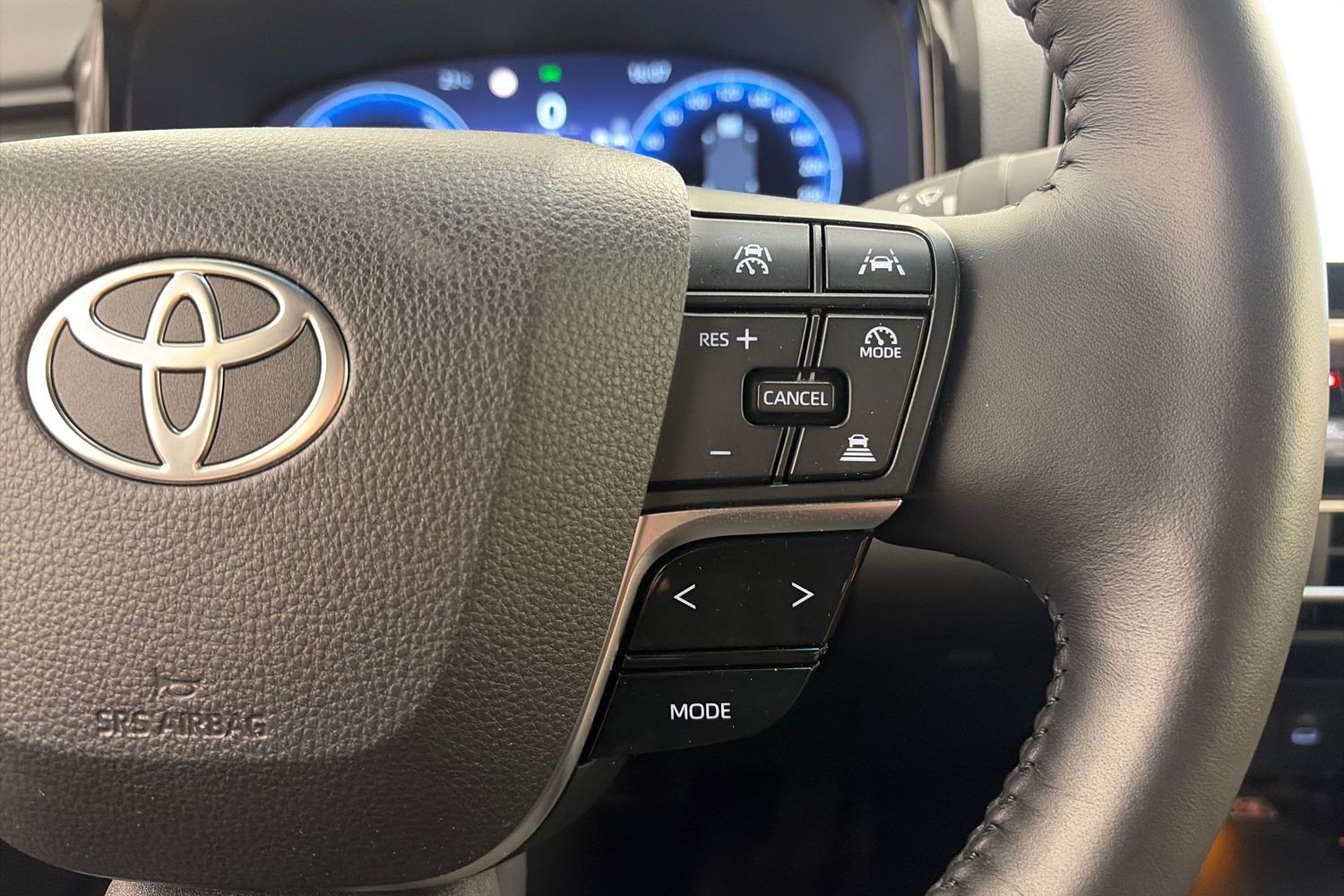 Toyota Camry vaihtoauto