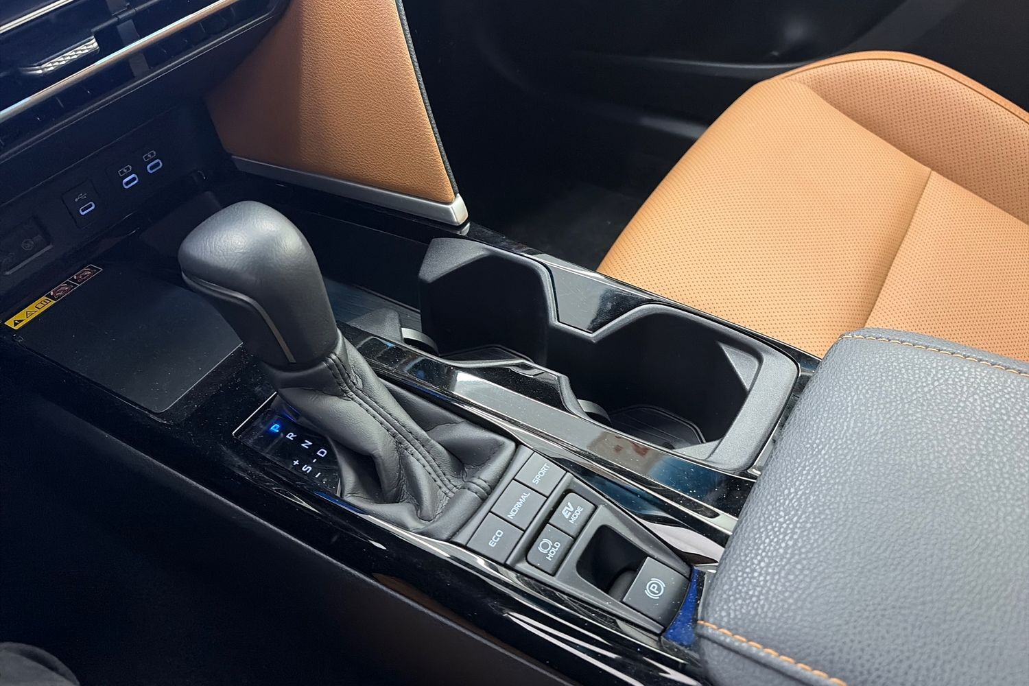 Toyota Camry vaihtoauto