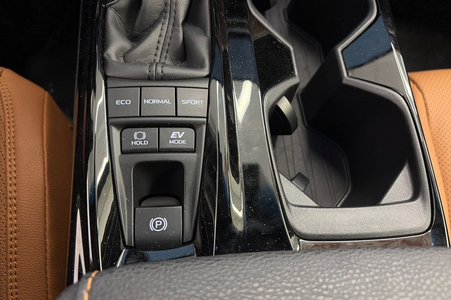 Toyota Camry vaihtoauto