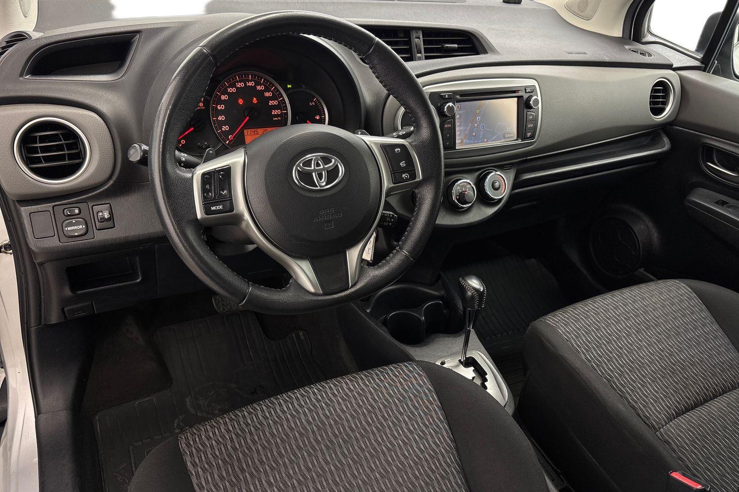 Toyota Yaris vaihtoauto