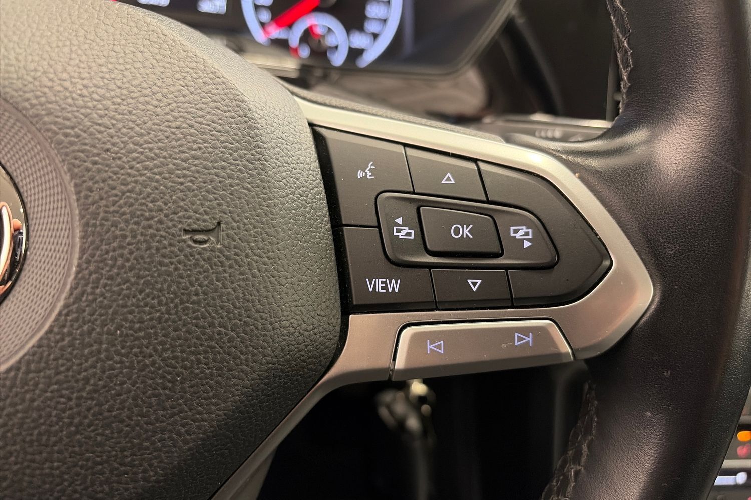 Volkswagen T-Cross vaihtoauto