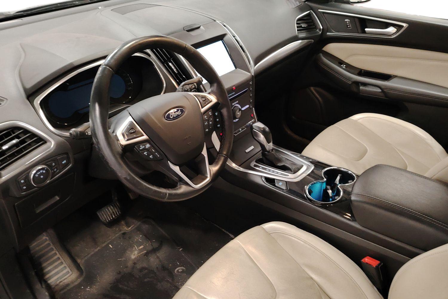Ford S-MAX vaihtoauto
