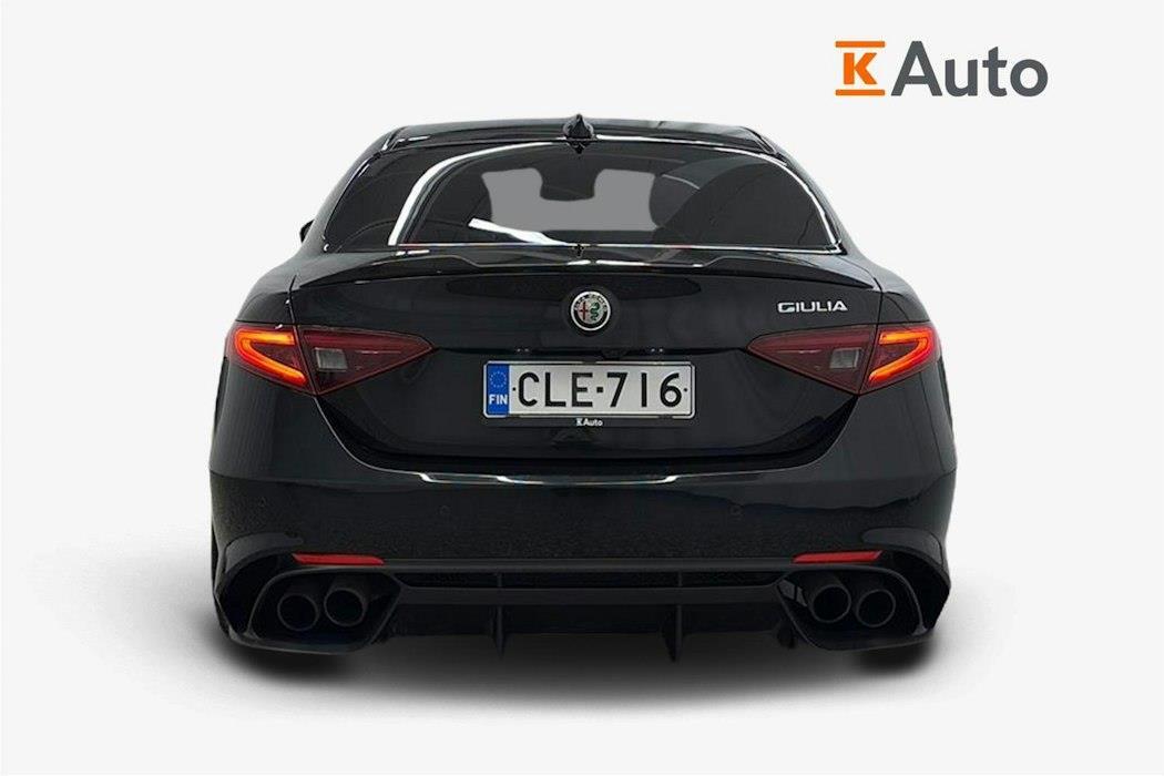 Alfa Romeo Giulia vaihtoauto