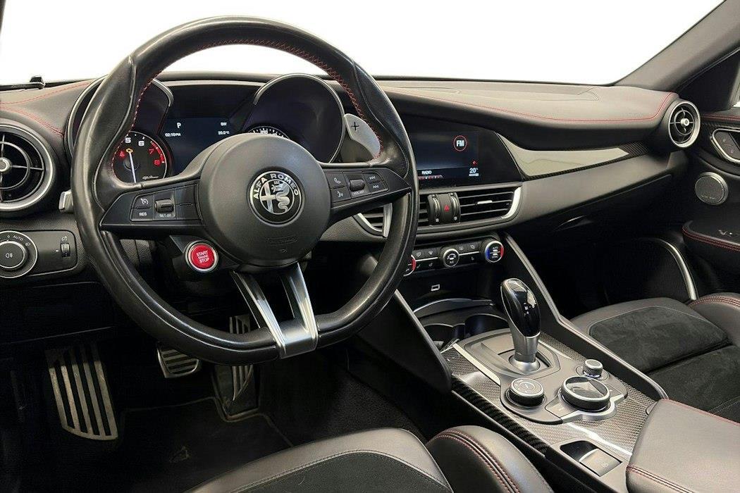 Alfa Romeo Giulia vaihtoauto