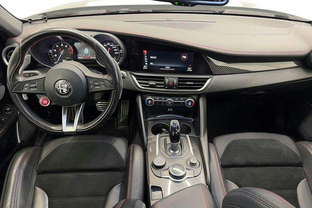 Alfa Romeo Giulia vaihtoauto