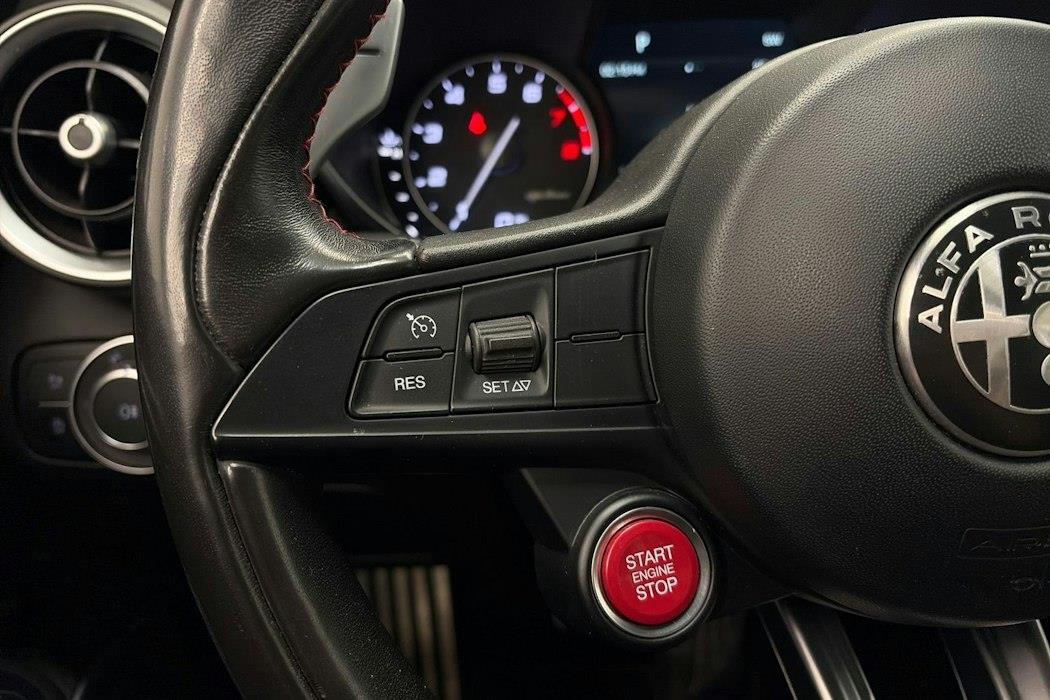 Alfa Romeo Giulia vaihtoauto