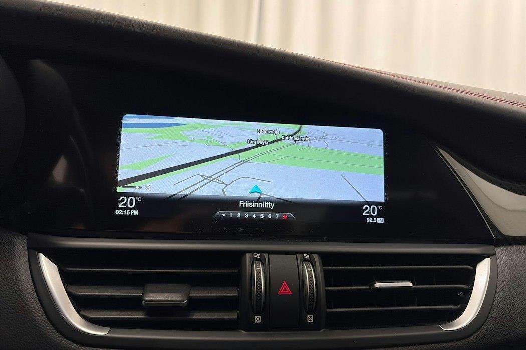 Alfa Romeo Giulia vaihtoauto