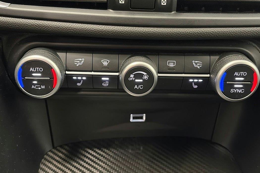 Alfa Romeo Giulia vaihtoauto