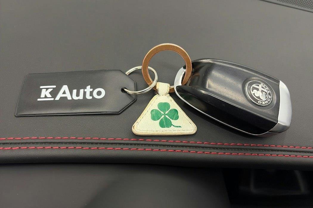 Alfa Romeo Giulia vaihtoauto
