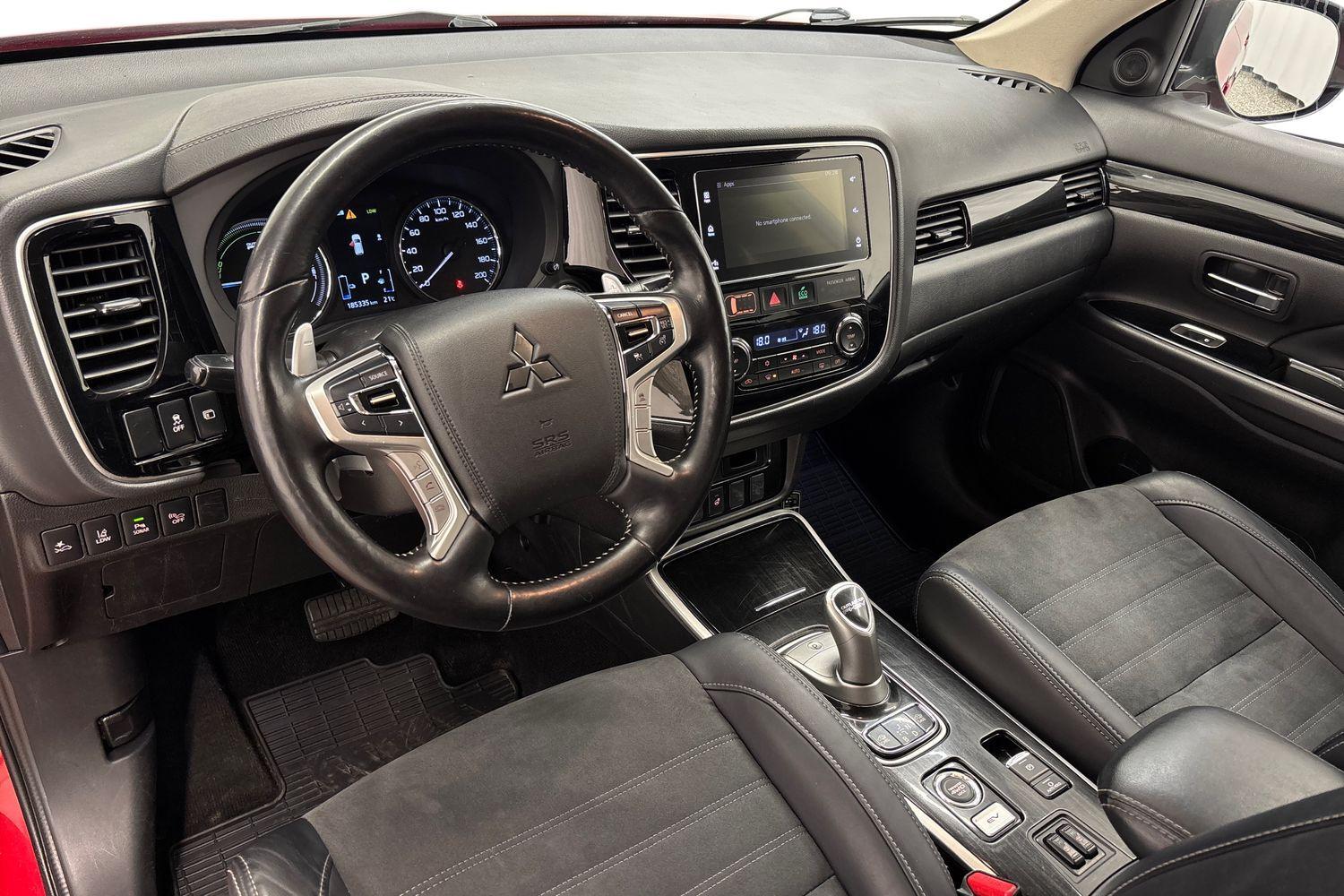 Mitsubishi Outlander vaihtoauto