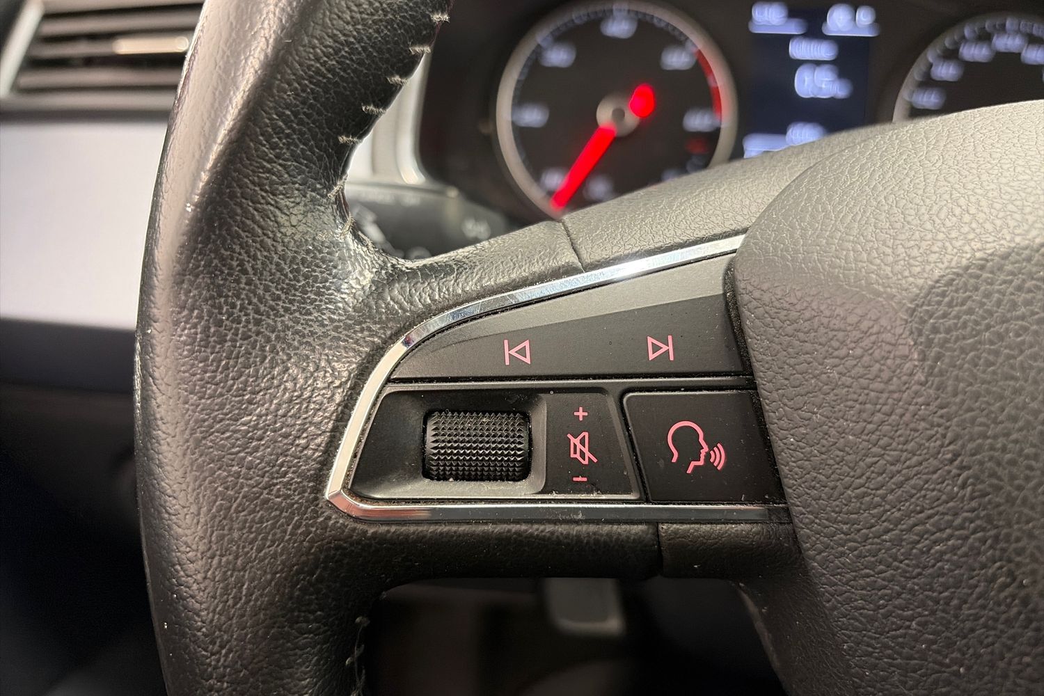 SEAT Arona vaihtoauto