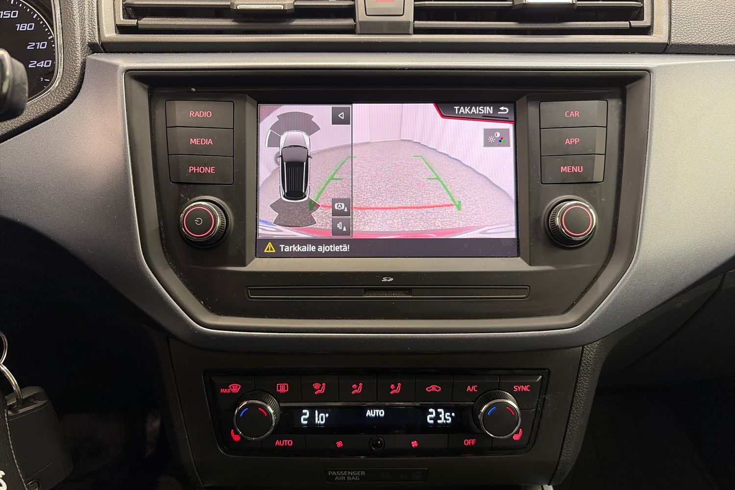 SEAT Arona vaihtoauto