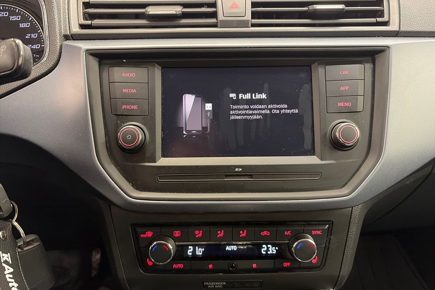 SEAT Arona vaihtoauto