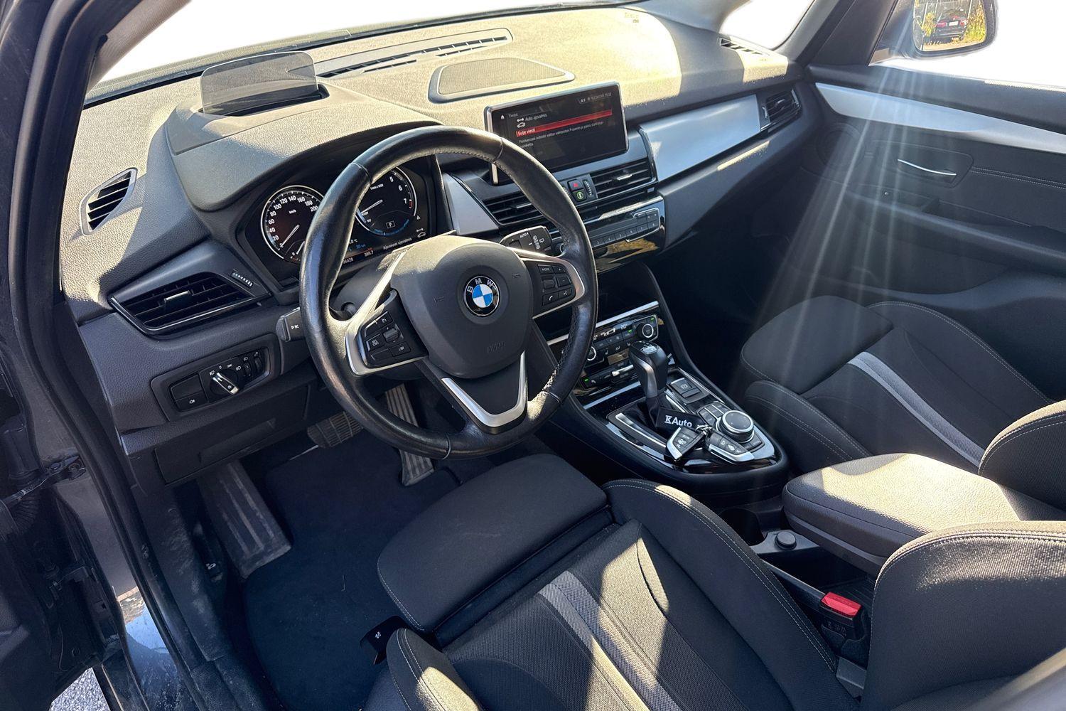 BMW 225 vaihtoauto