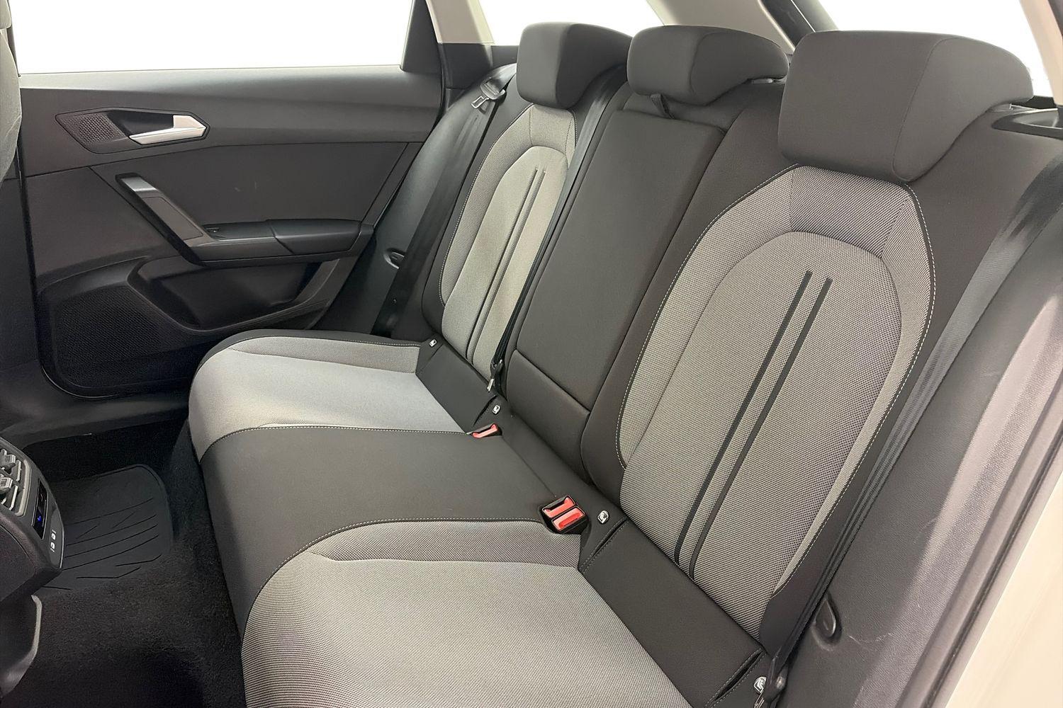 SEAT Leon Sportstourer vaihtoauto