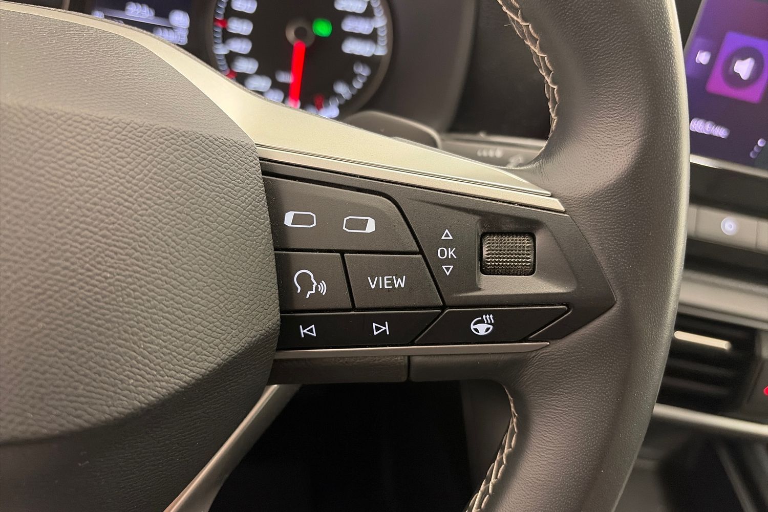 SEAT Leon Sportstourer vaihtoauto