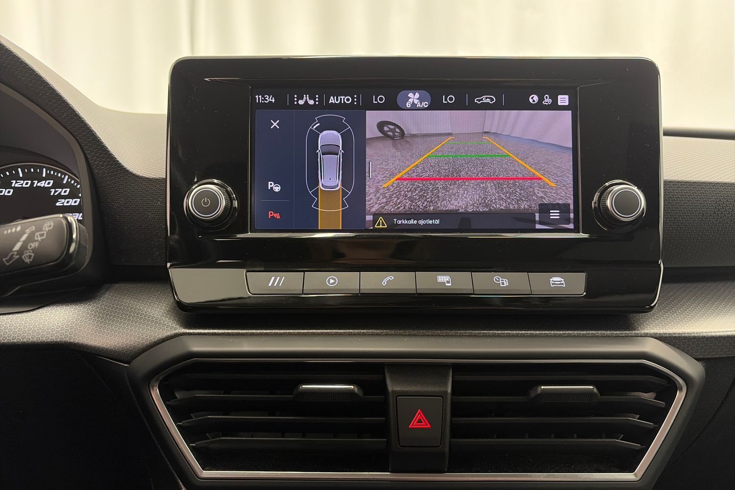 SEAT Leon Sportstourer vaihtoauto