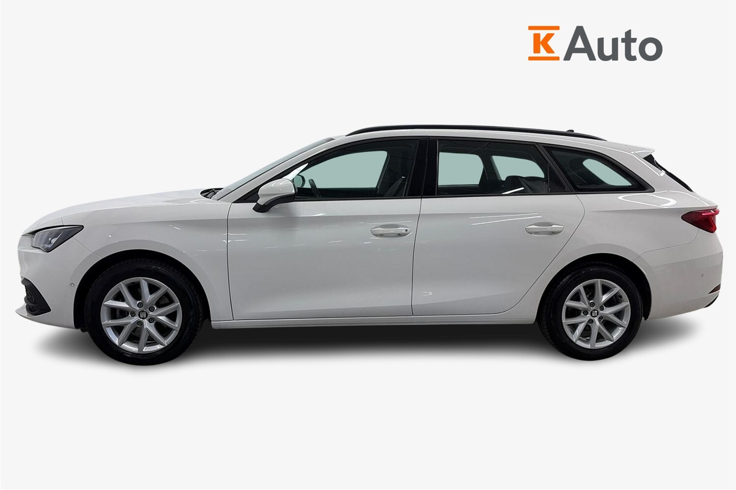 SEAT Leon Sportstourer vaihtoauto