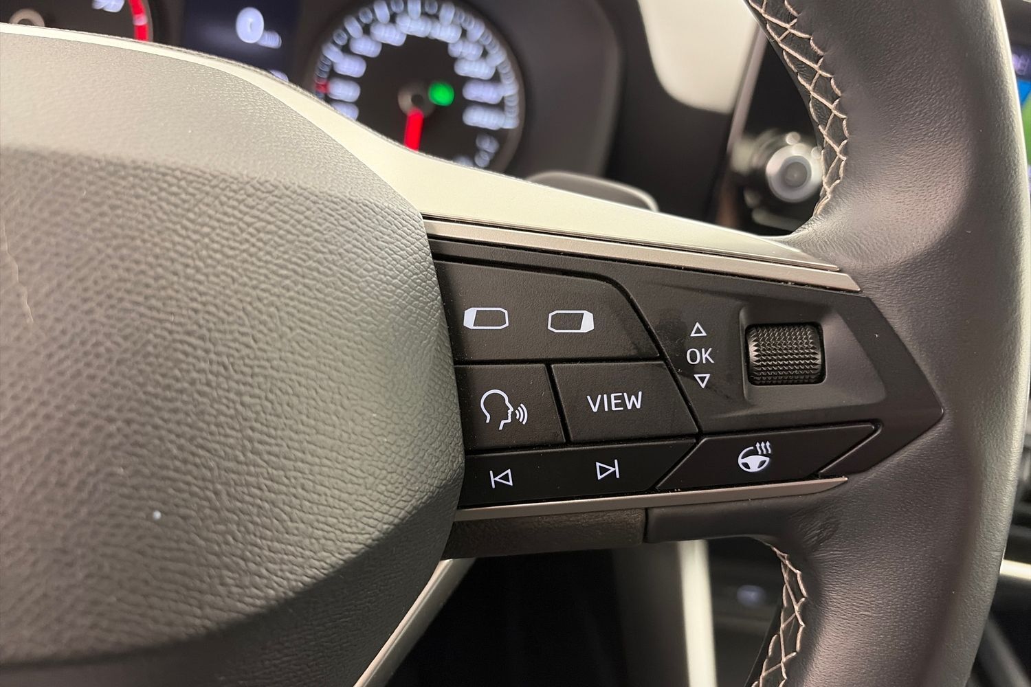 SEAT Leon Sportstourer vaihtoauto