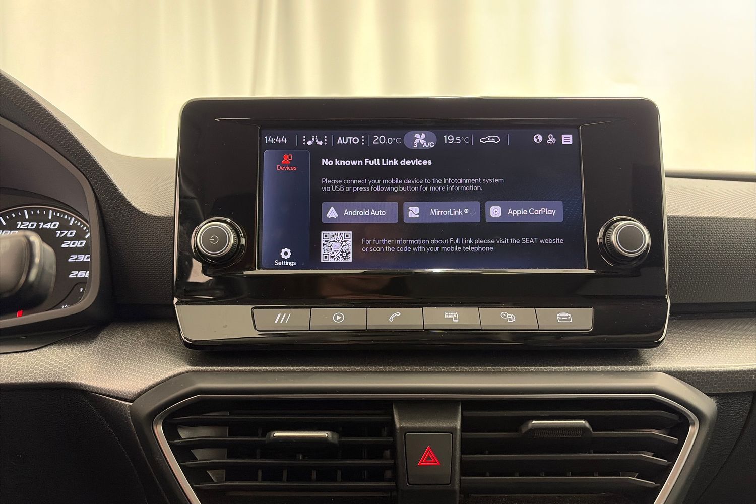SEAT Leon Sportstourer vaihtoauto